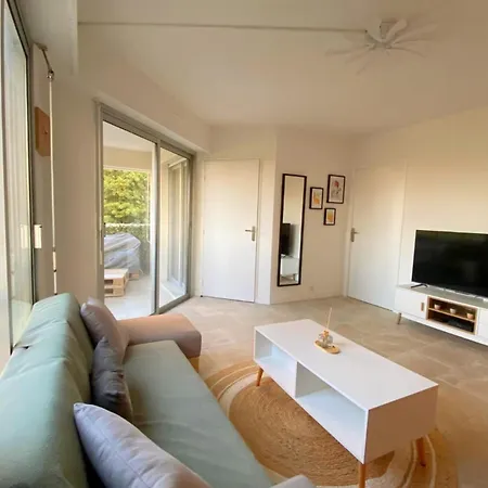 Daire Sleeps 2 Juan-les-Pins