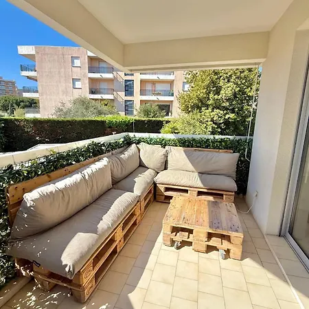 Lägenhet Sleeps 2 Juan-les-Pins